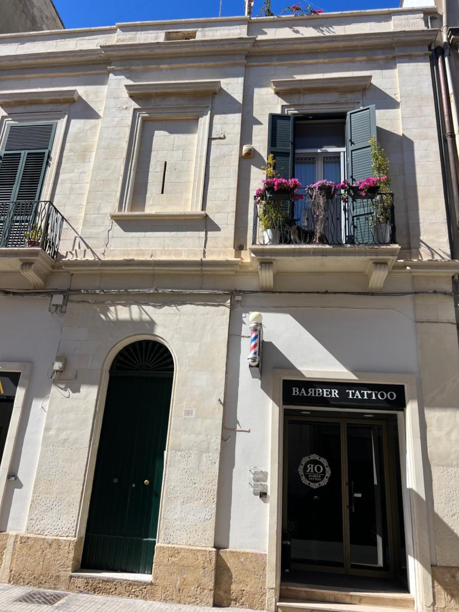 Battisti 7 * Lecce